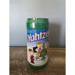Peanuts A Charlie Brown Christmas Yahtzee Collector Edition Dice Game USAopoly